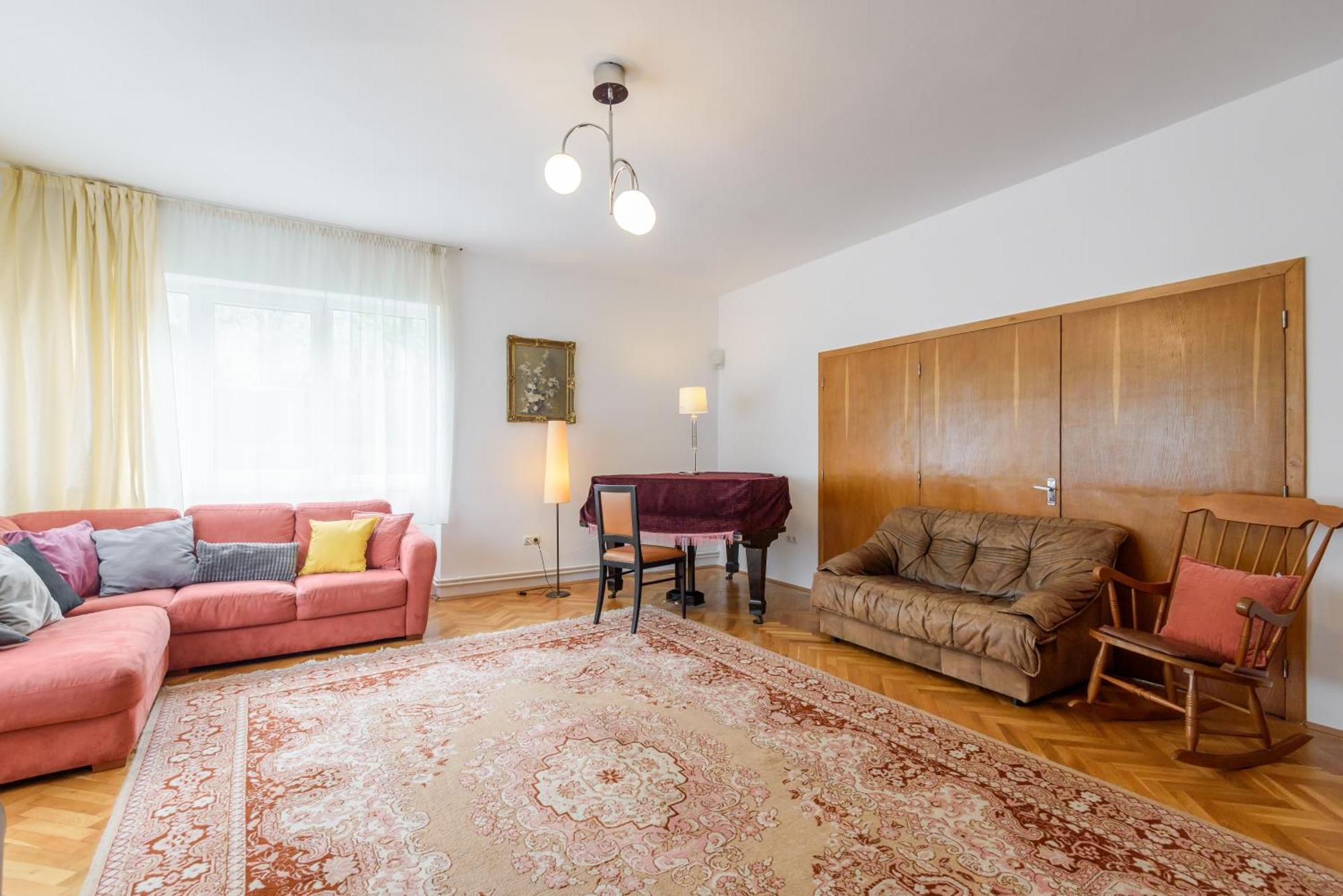 Apartamento Casa Cu Cires Braşov Exterior foto