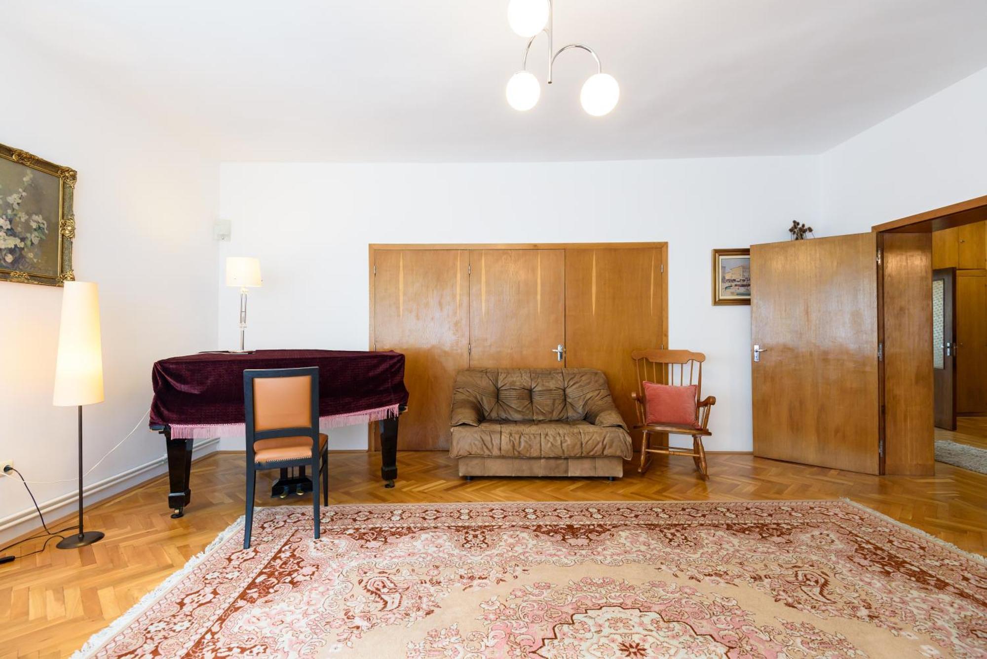 Apartamento Casa Cu Cires Braşov Exterior foto